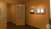 Op authentieke wijze is het gehele voor- en achterhuis in het Anne Frank museum is opnieuw betengeld en behangen