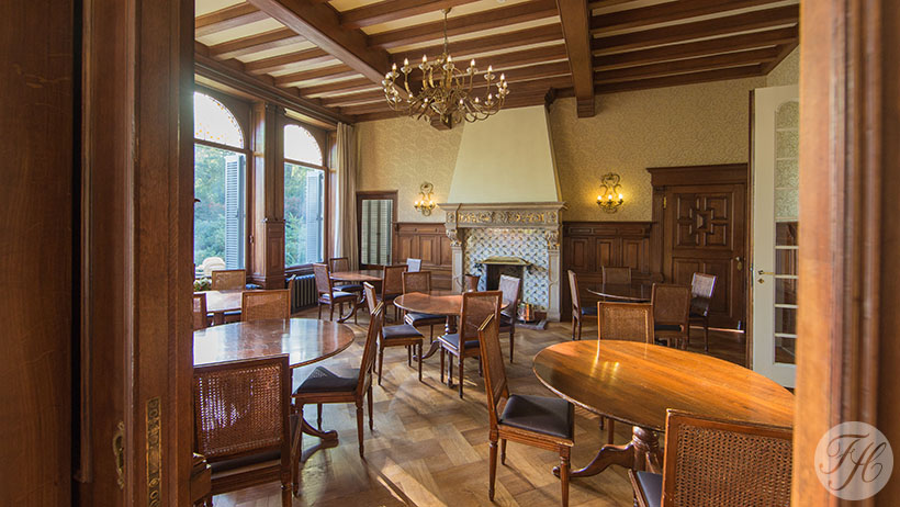 stoffen wandbespanning in Rijksmonument Jachthuis Beukenrode Doorn