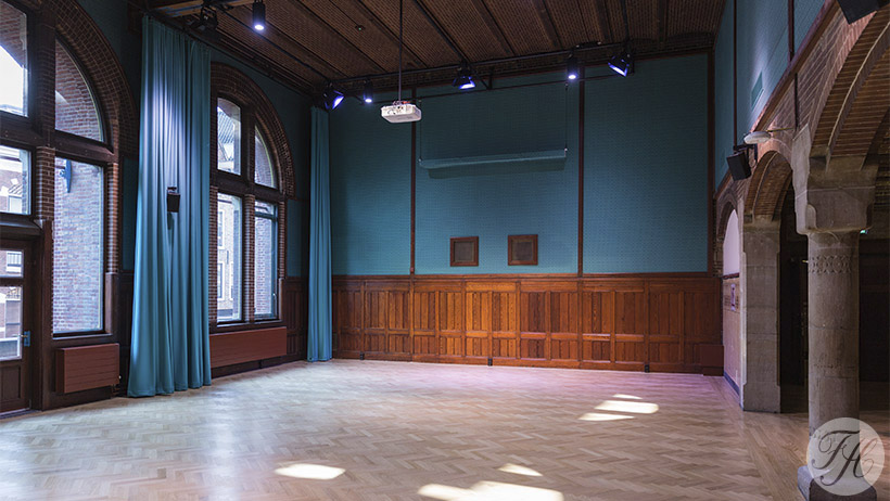 Beurs van Berlage stoffen wandbespanning Stoffen wandbespanning en akoustisch materiaal in administratiezaal