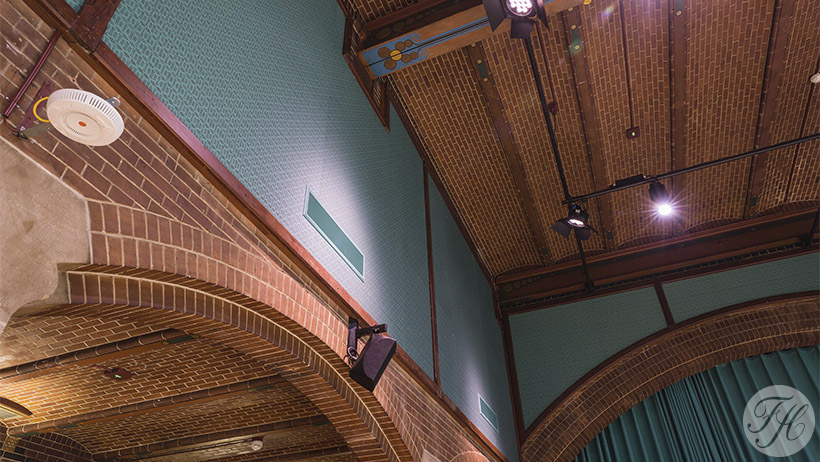 Beurs van Berlage stoffen wandbespanning Stoffen wandbespanning en akoustisch materiaal in administratiezaal
