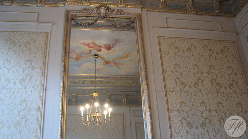 panelen met gespannen stof Herengracht 500 Amsterdam