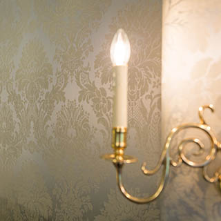 aanbrengen klassieke stoffen wandbespanning in monumentale villa Aerdenhout